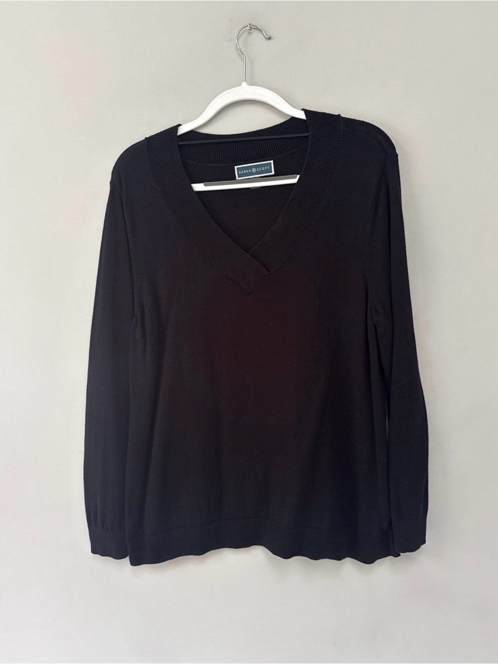 Karen Scott Black V-Neck Long Sleeve Pullover